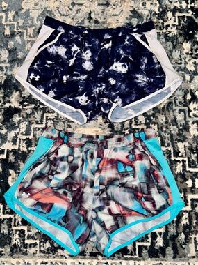 2 Women's Under Armour Athletic Shorts - Navy & Teal Large
